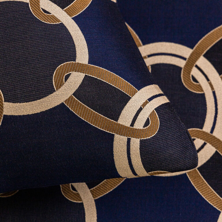 slide 3 Luxury Chains Decorative Pillow Cover