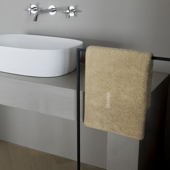 Unito Bath Towel
