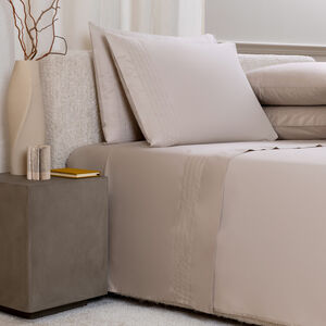 slide 1 Lush Ajour Sheet Set