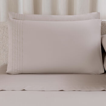 Lush Ajour Pillowcase Set