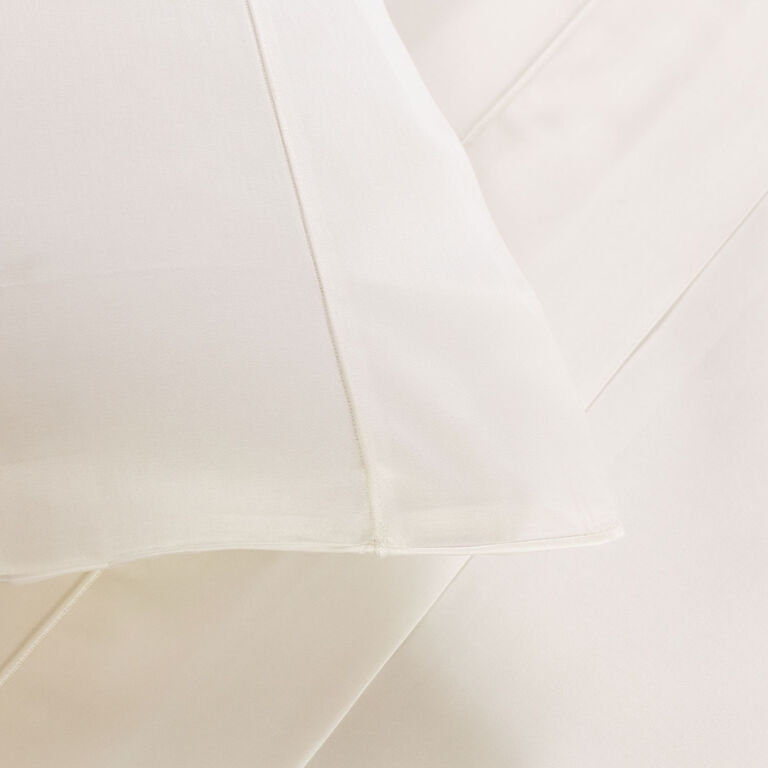 slide 3 Grace Pillowcase Set