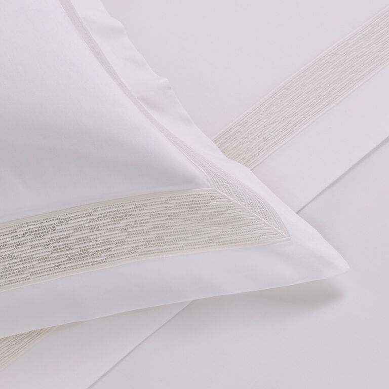 slide 3 Balance Lace Euro Sham