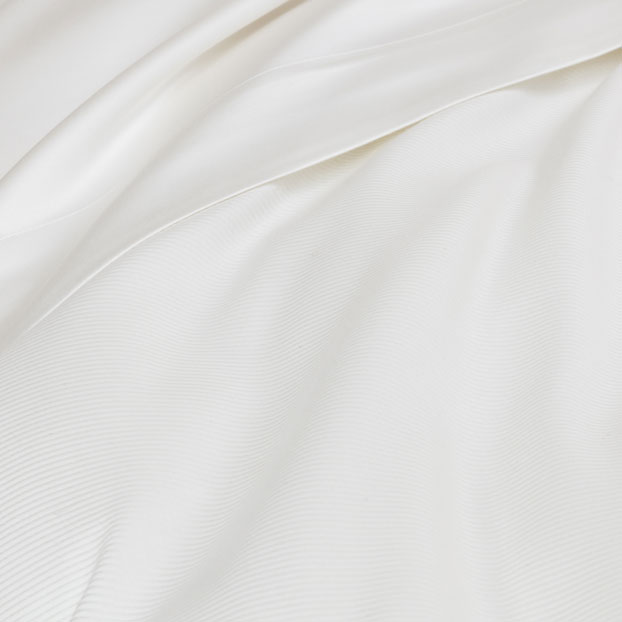 Frette Leisure Cashmere Blend bedding, cocoon-like luxury combining breathable cotton, smooth silk, and soft cashmere